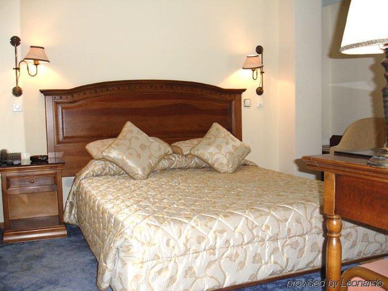 Hellinis Hotel Atény Pokoj fotografie